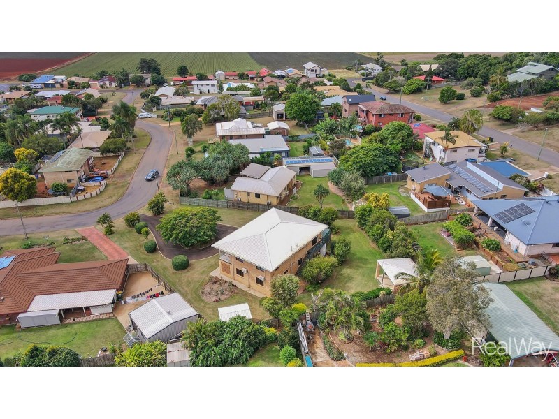 13 Meghan Crescent, Qunaba QLD 4670