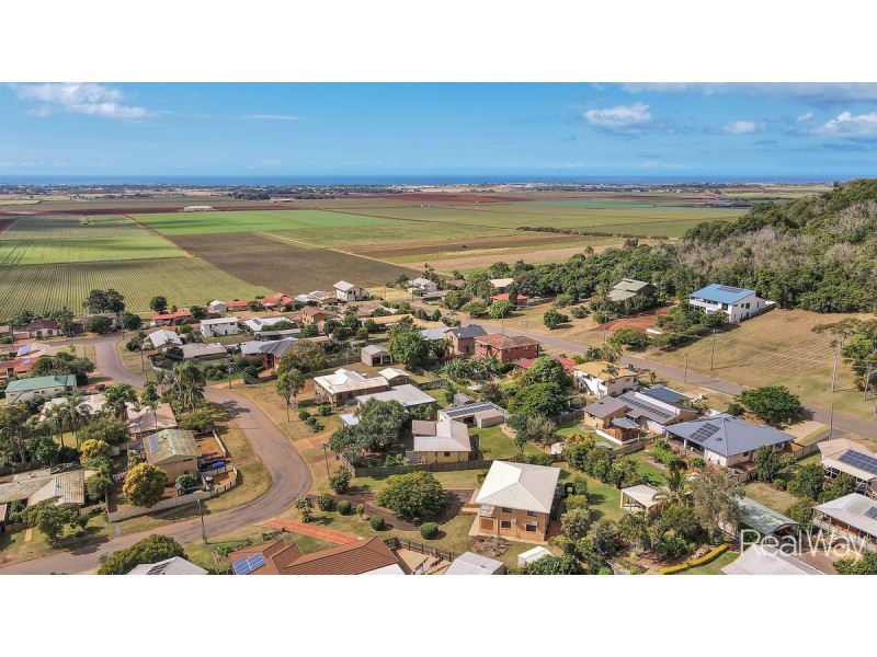 13 Meghan Crescent, Qunaba QLD 4670