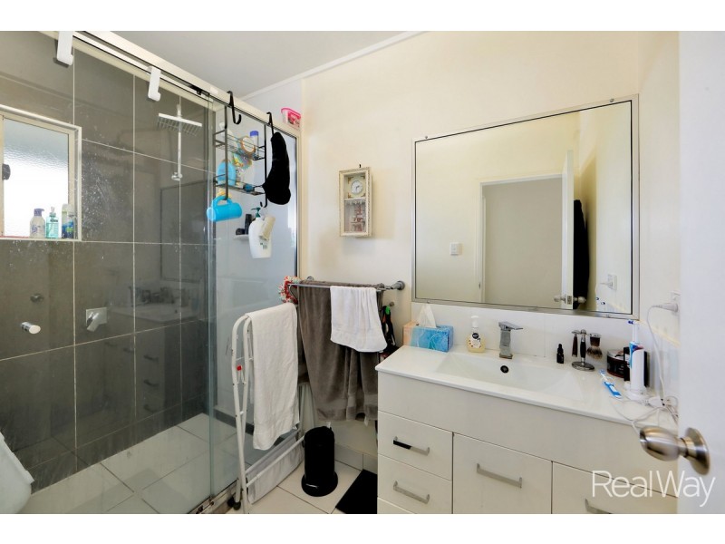 1 Grimstead Street, Bundaberg West QLD 4670