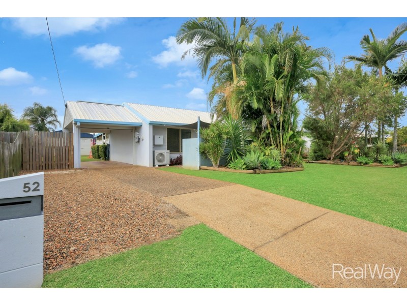 52 Ocean Street, Burnett Heads QLD 4670