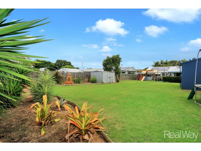 52 Ocean Street, Burnett Heads QLD 4670