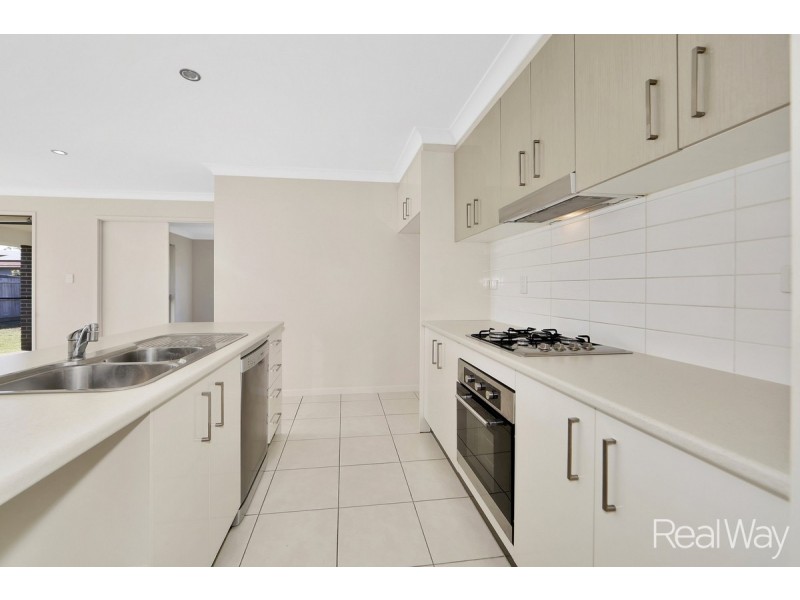 22 Morgan Way, Kalkie QLD 4670