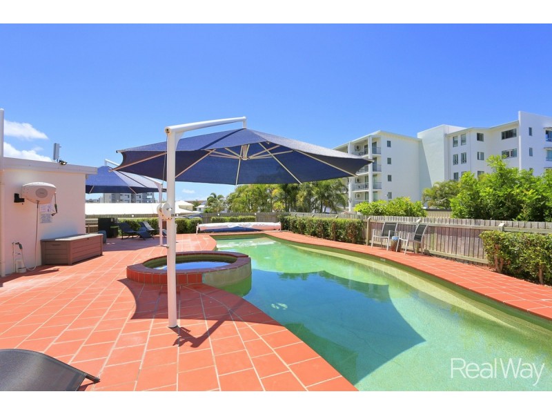 11/2-4 Baxter Street, Bargara QLD 4670