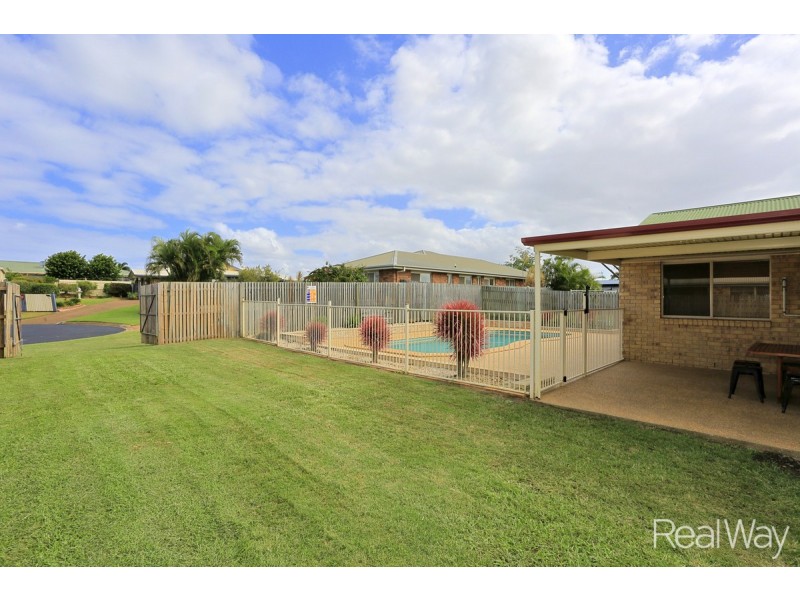 15 Pettigrew Drive, Kalkie QLD 4670