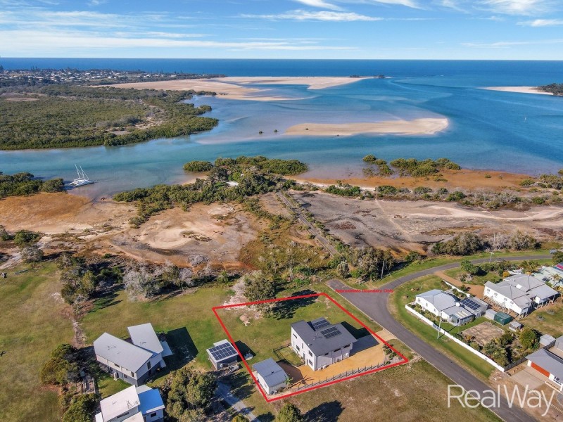3 Mitchell Street, Elliott Heads QLD 4670
