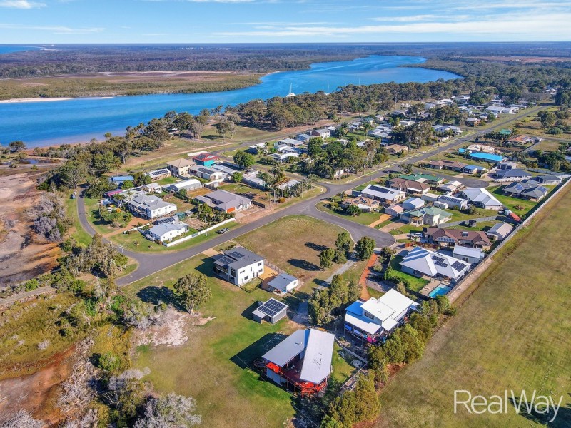 3 Mitchell Street, Elliott Heads QLD 4670