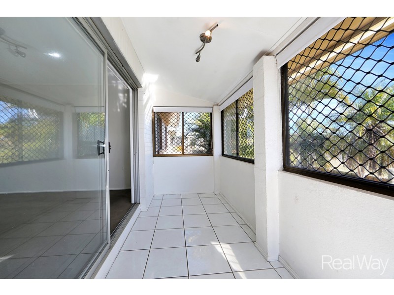 24 Fairymead Road, Bundaberg North QLD 4670
