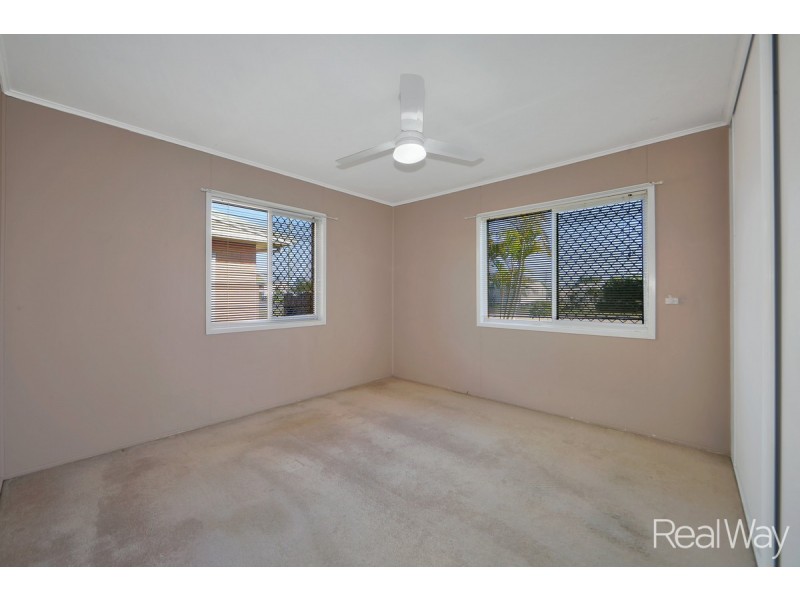 24 Fairymead Road, Bundaberg North QLD 4670