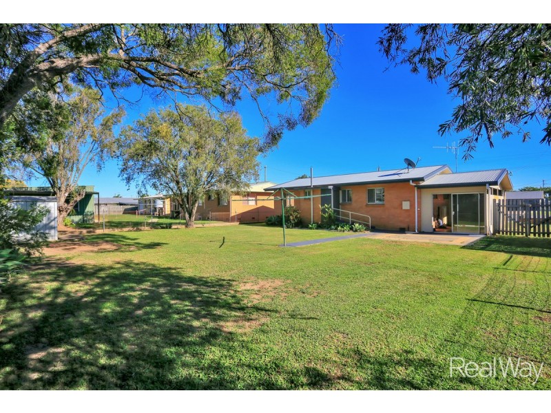 24 Fairymead Road, Bundaberg North QLD 4670