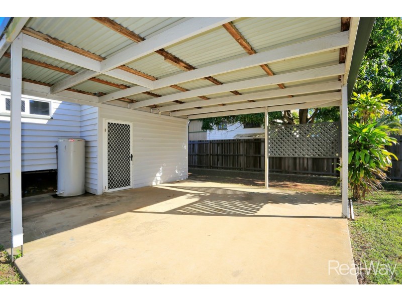 28 Powers Street, Bundaberg West QLD 4670