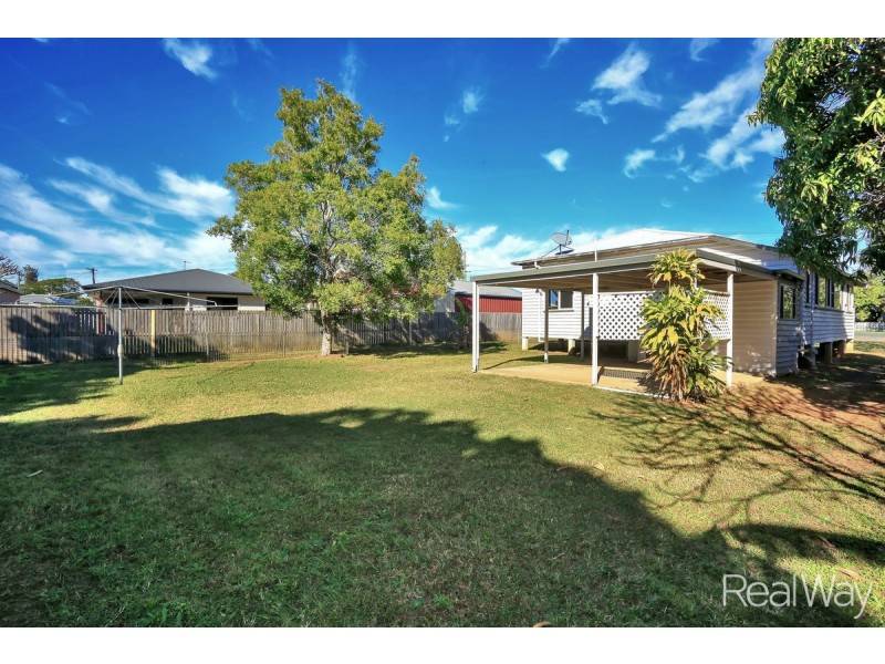 28 Powers Street, Bundaberg West QLD 4670
