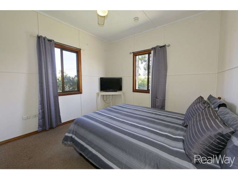 373 Bourbong Street, Millbank QLD 4670