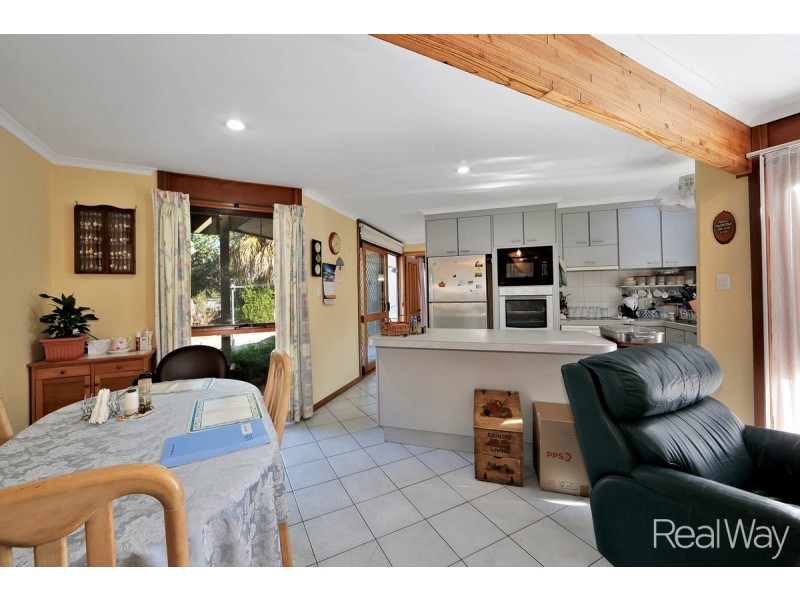 24 Mullers Road, Avondale QLD 4670