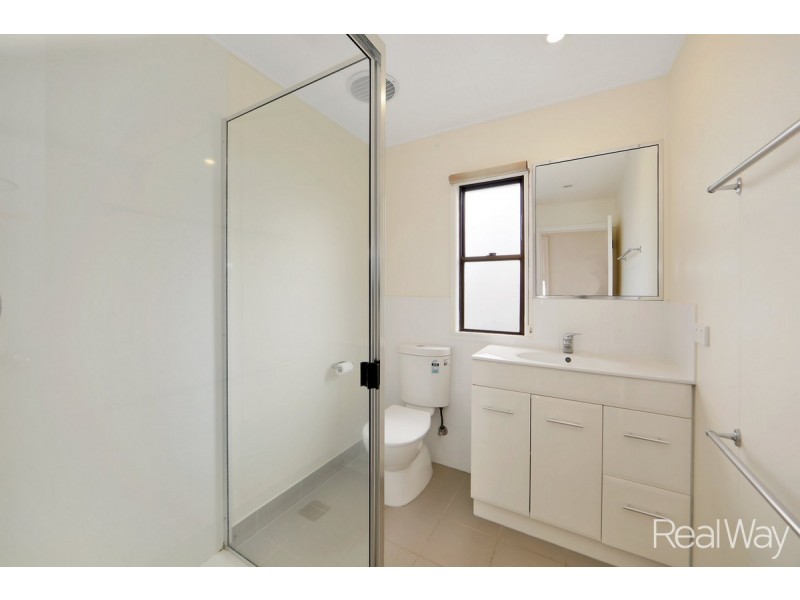 34 Baker Street, Kepnock QLD 4670