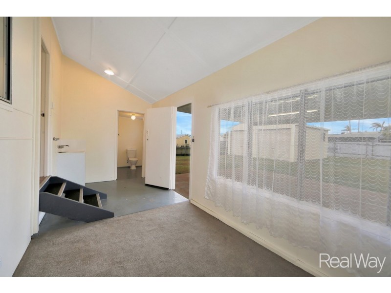 34 Baker Street, Kepnock QLD 4670