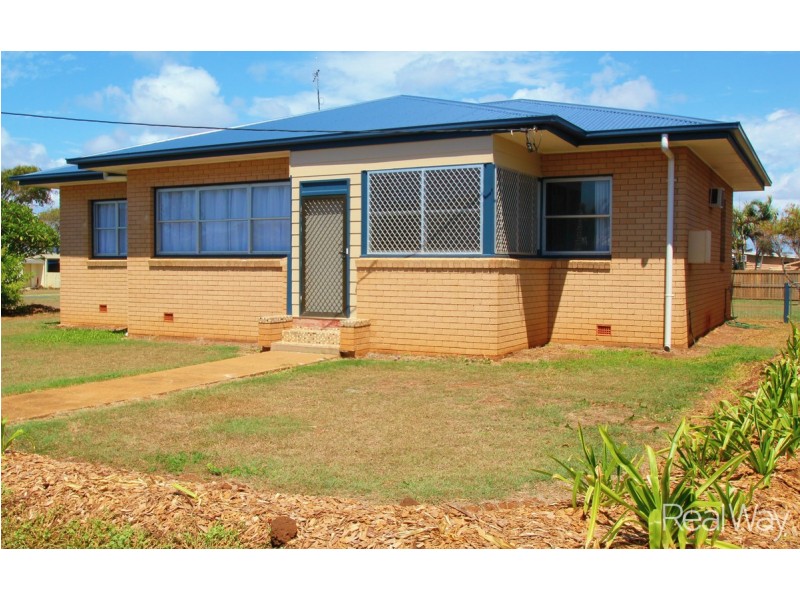 38 Bathurst Street, Elliott Heads QLD 4670