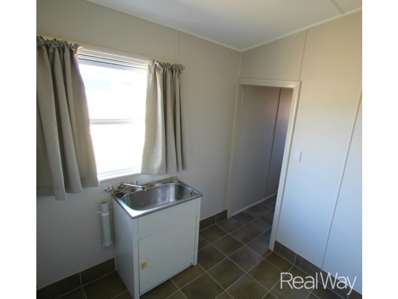 38 Bathurst Street, Elliott Heads QLD 4670