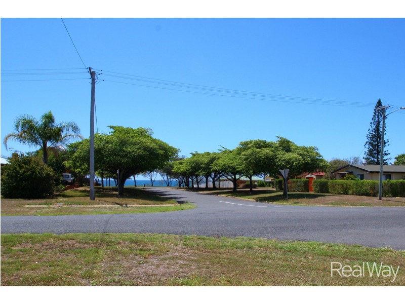 38 Bathurst Street, Elliott Heads QLD 4670
