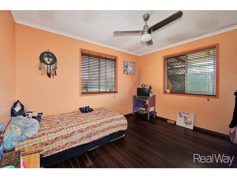 16 Palm Court, Moore Park Beach QLD 4670