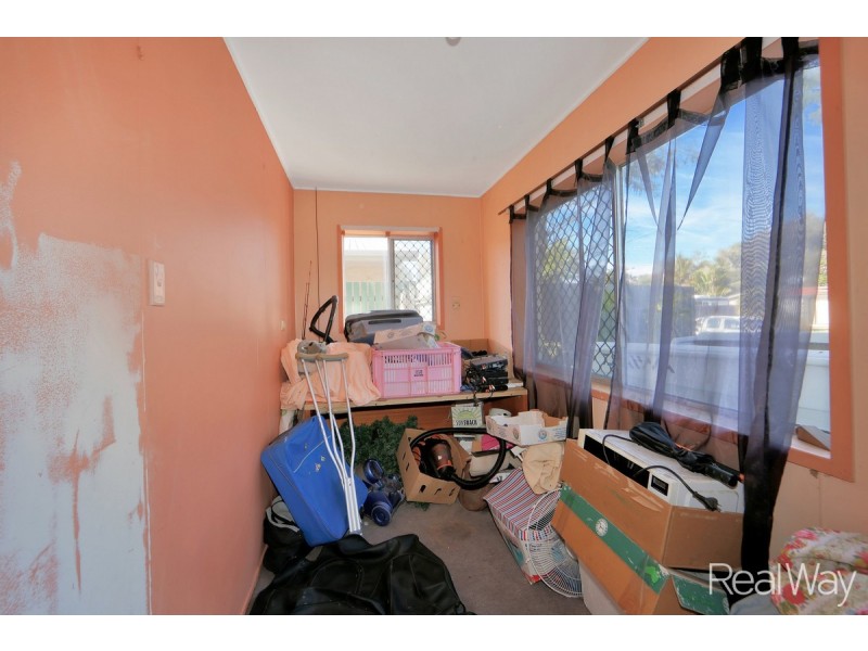 16 Palm Court, Moore Park Beach QLD 4670