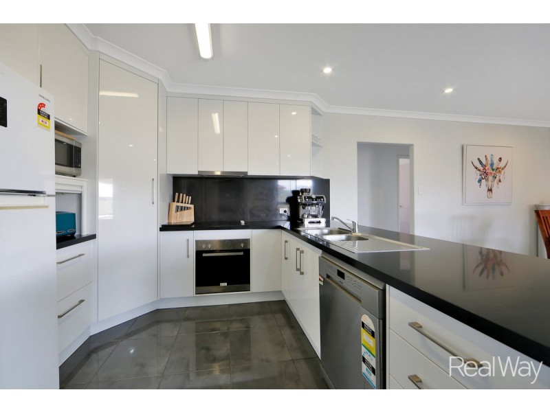 24 Poinciana Drive, Innes Park QLD 4670