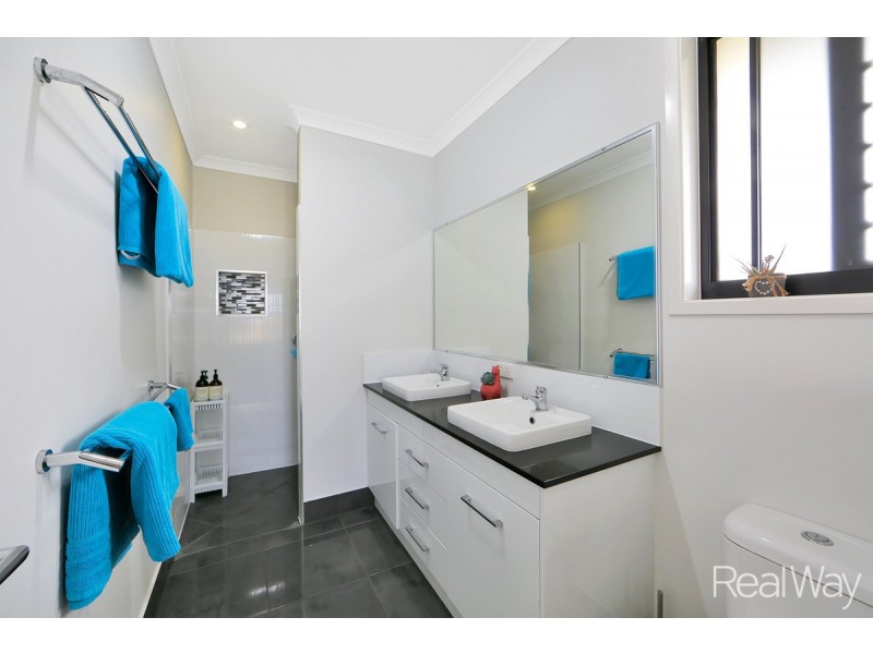 24 Poinciana Drive, Innes Park QLD 4670