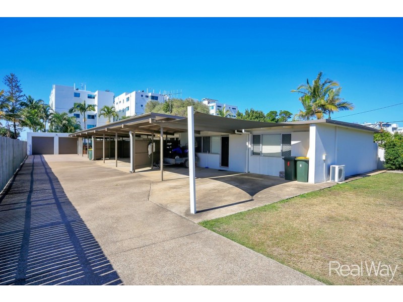 2/50 See Street, Bargara QLD 4670