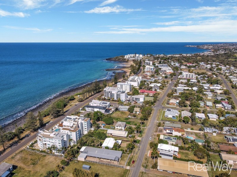 2/50 See Street, Bargara QLD 4670