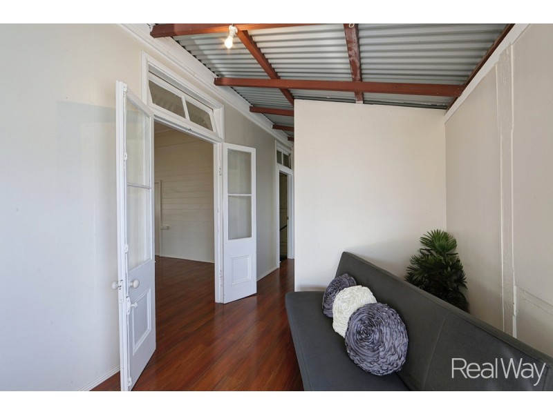 1 Blamey Street, Avenell Heights QLD 4670