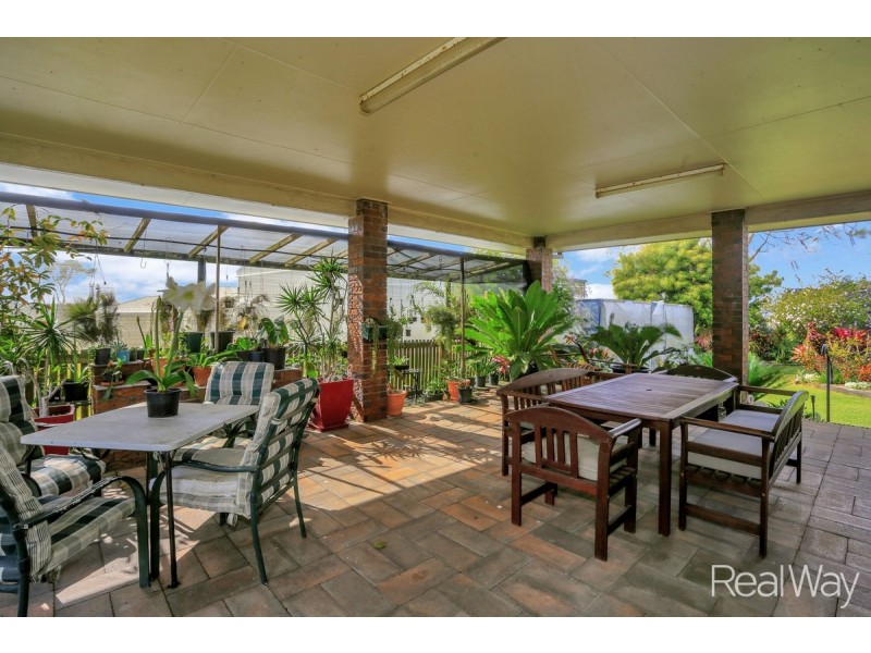 48 Whites Road, Gooburrum QLD 4670