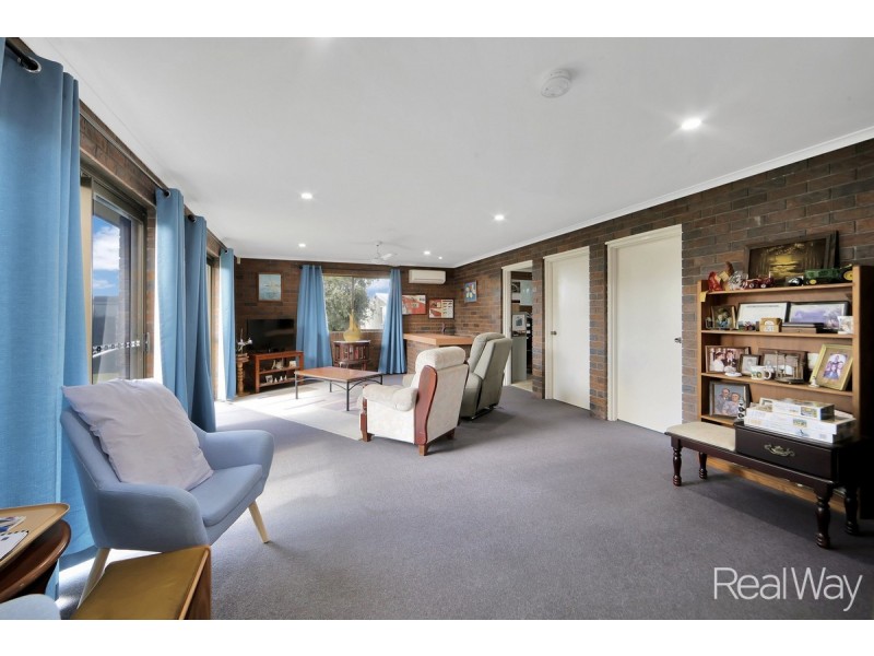 48 Whites Road, Gooburrum QLD 4670