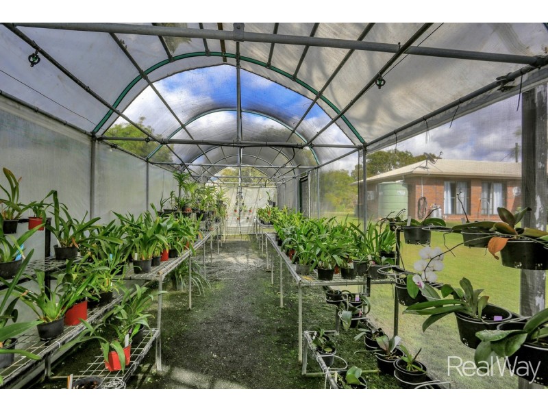48 Whites Road, Gooburrum QLD 4670