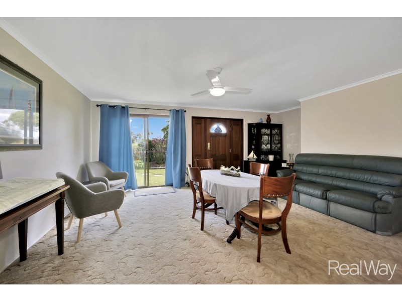 48 Whites Road, Gooburrum QLD 4670