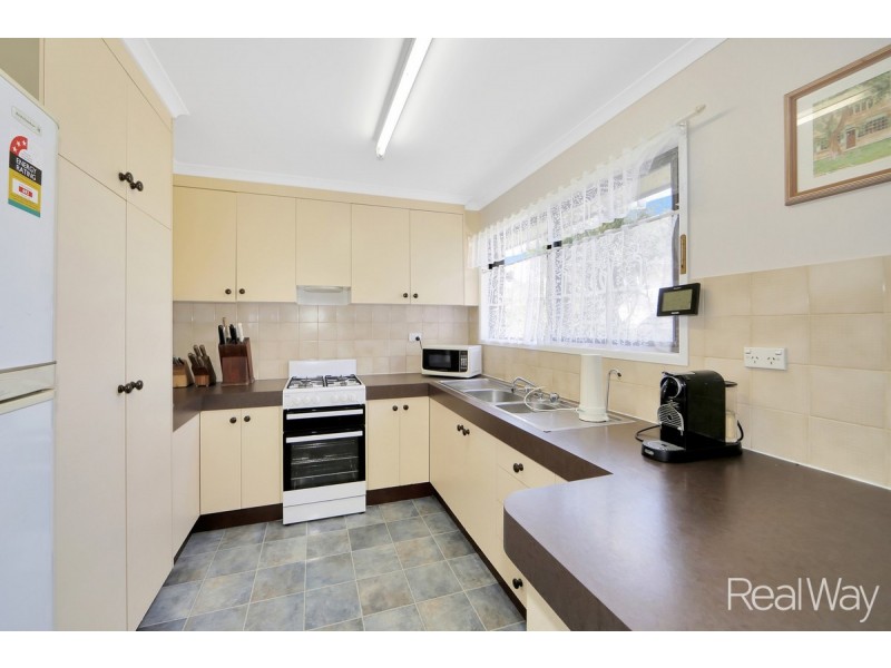 48 Whites Road, Gooburrum QLD 4670