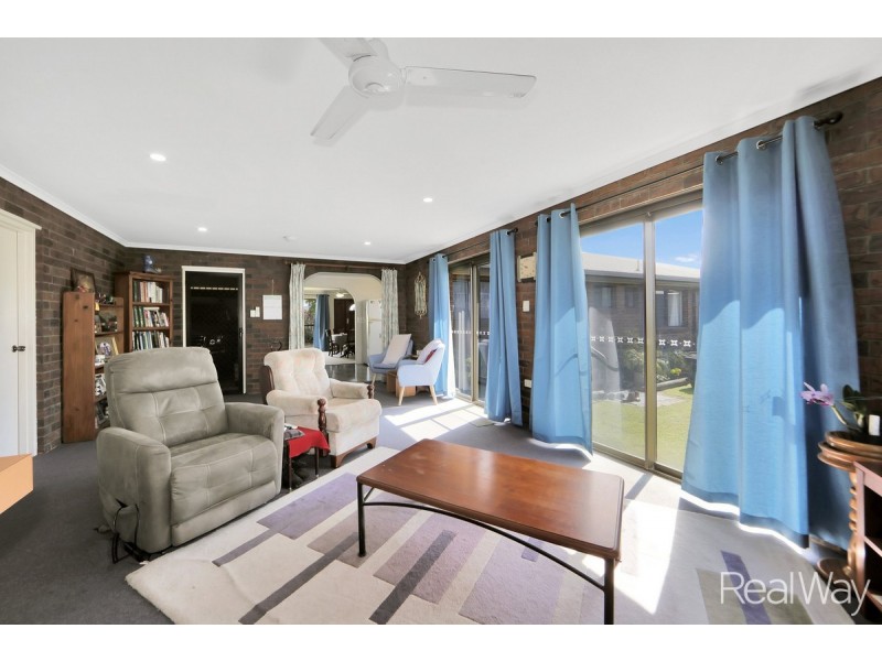 48 Whites Road, Gooburrum QLD 4670