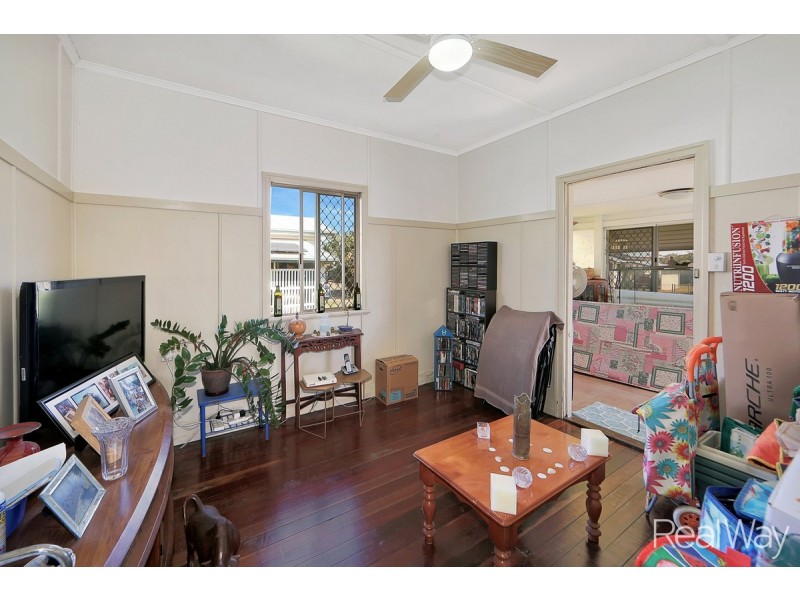 24 Sydney Street, Kepnock QLD 4670