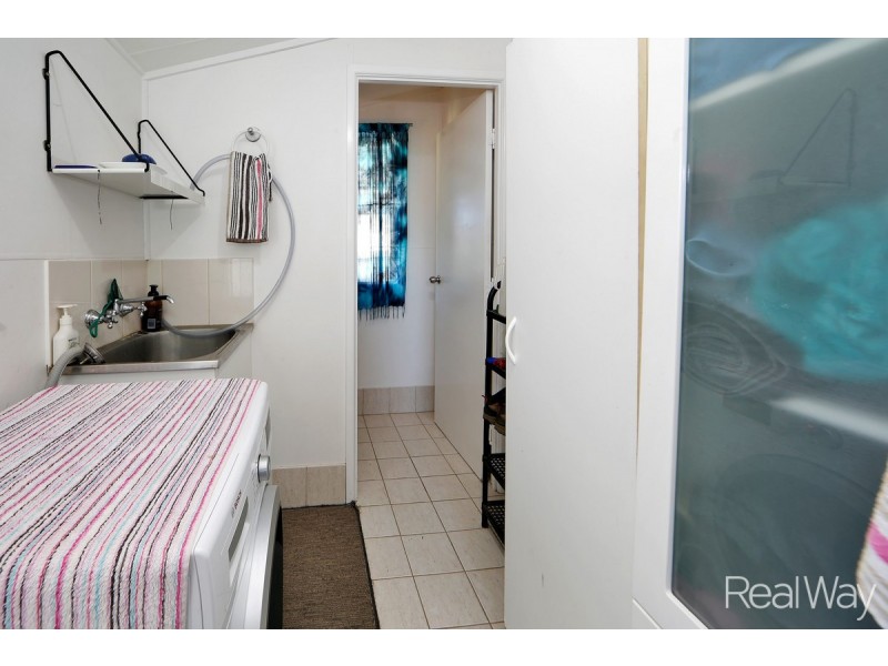 24 Sydney Street, Kepnock QLD 4670