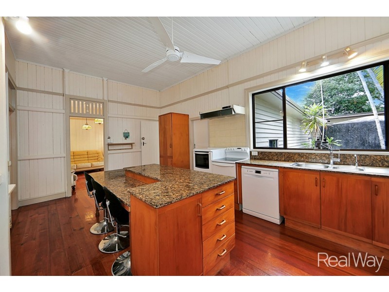 27 Tranquil Avenue, Branyan QLD 4670