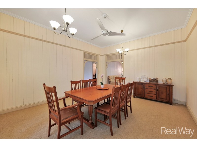 27 Tranquil Avenue, Branyan QLD 4670