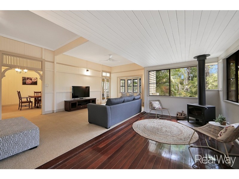 27 Tranquil Avenue, Branyan QLD 4670