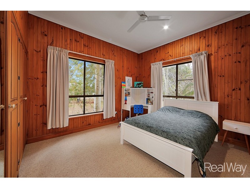 27 Tranquil Avenue, Branyan QLD 4670