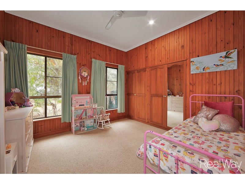 27 Tranquil Avenue, Branyan QLD 4670