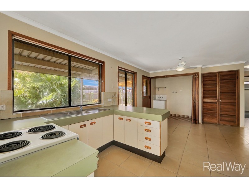 3 Iluka Place, Avenell Heights QLD 4670