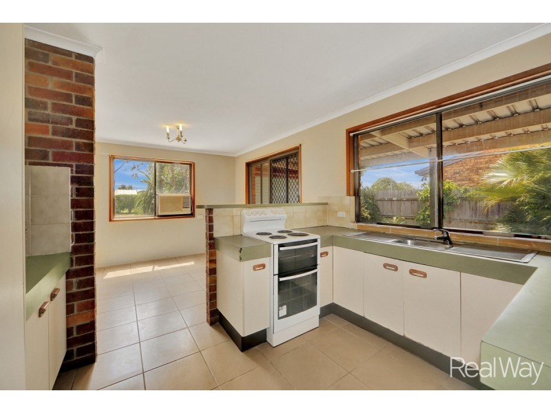 3 Iluka Place, Avenell Heights QLD 4670
