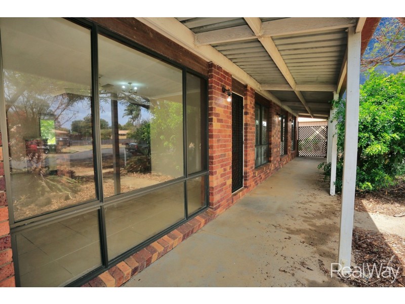 3 Iluka Place, Avenell Heights QLD 4670