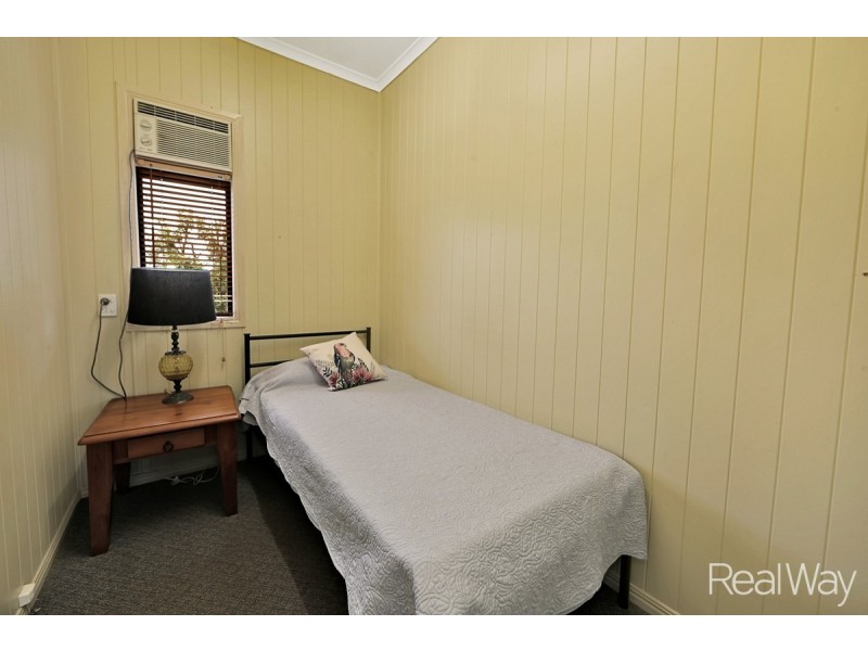 41 Windermere Road, Qunaba QLD 4670