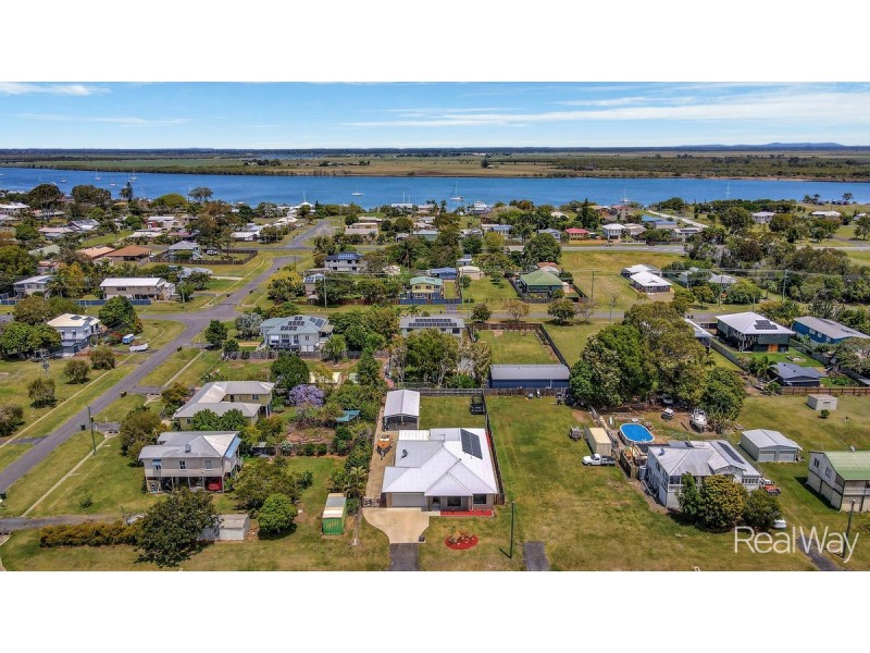30 Doctor Street, Burnett Heads QLD 4670