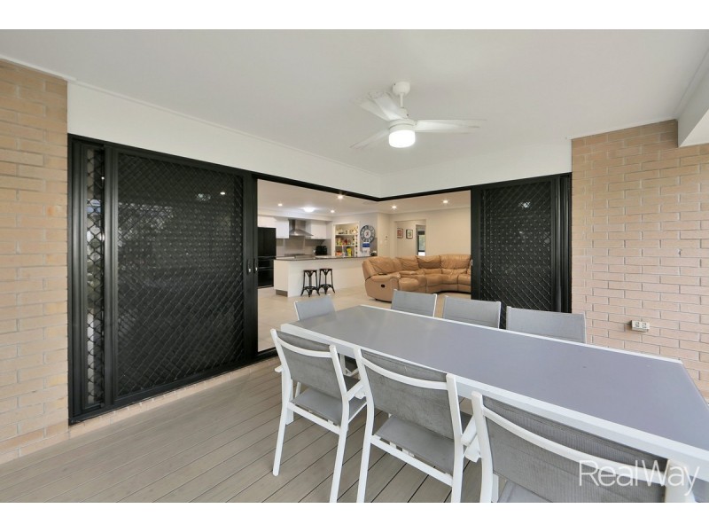 30 Doctor Street, Burnett Heads QLD 4670