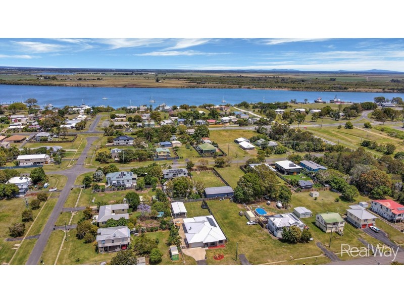 30 Doctor Street, Burnett Heads QLD 4670