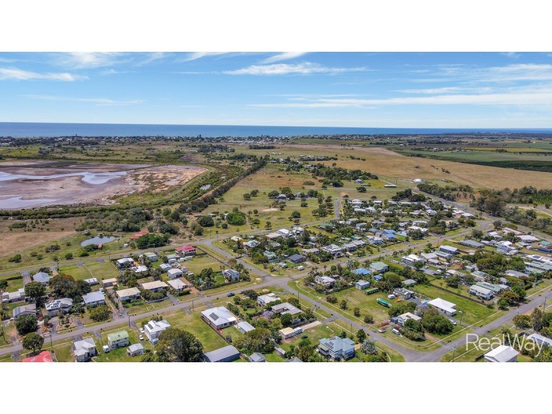 30 Doctor Street, Burnett Heads QLD 4670
